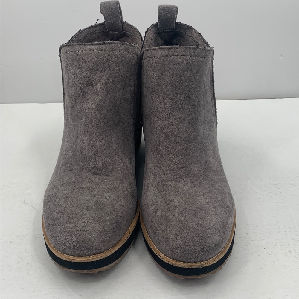 Boutique by Corkys Women’s Wedge Booties Size 9